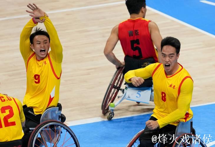广东男子轮椅篮球夺冠 球员激动落泪